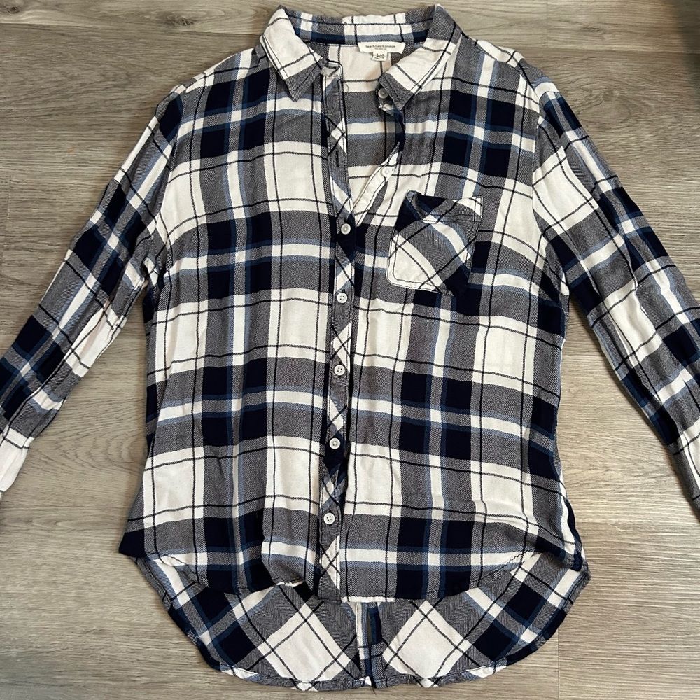 BeachLunchLounge Flannel Type Top